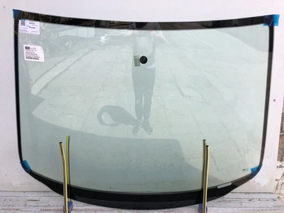 Лобове скло VW Sharan 1995-2010 Yesglass 24030300