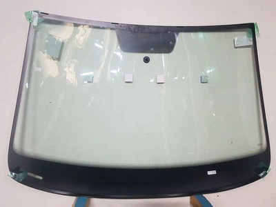 Лобове скло VW Touran 2003-2015 Yesglass 24586000