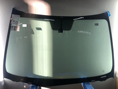 Лобове скло Toyota Venza 2009- XYG Xinyi Group 23387000