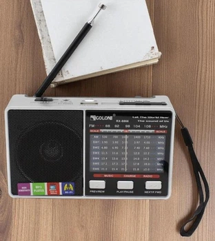 Радиоприемник Golon RX от сети, аккумулятора, батареек с фонариком USB TF microCD картридер серебристый (6688)