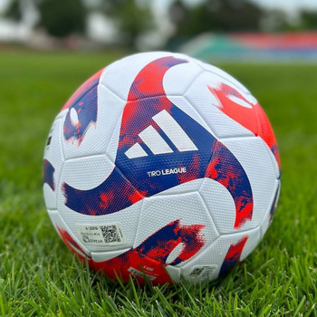 Футбольный мяч Adidas Tiro League HT2422 (5 размер)