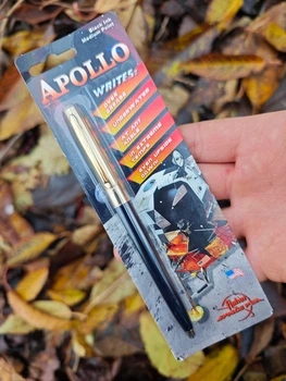 Автоматична ручка Fisher Space Pen Apollo,пишет на любой поверхности ,чорный корпус+золотой колпачок, черные чернила