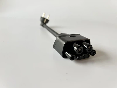 Адаптер перехідник на 16 А для зарядки Tesla Mobile Connector Gen2 (32А)