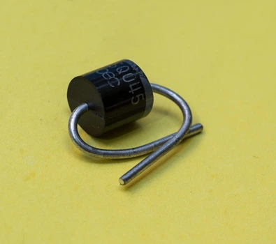 Діод шотткі 20SQ045 20A х 45V