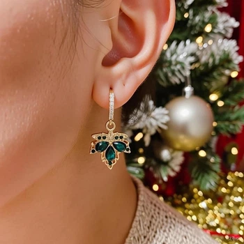 Серьги кленовый лист с зеленым камнями золотистые