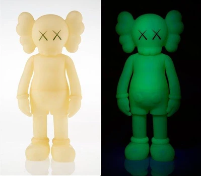 Фігурка Kaws Five Years Later Companion (фосфорний) - 38 см