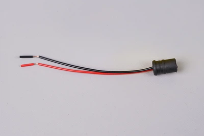 Разъем под автолампу Т10 W5W 2pin с резиновым проводом. Lemarix (V22-009)