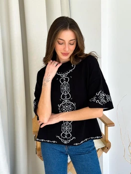 Жіноча вишиванка з орнаментом ARTKNIT S-M Чорний (ak35117)
