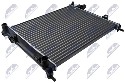 Радіатор охолодження Інтеркулер OPEL VIVARO, NISSAN PRIMASTAR 2.0I 16V 02- NTY CCH-PL-010 NTY (CCHPL010)