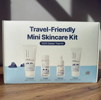 Набор миниатюр с морской водой ROUND LAB 1025 Dokdo Trial Kit (toner, ampoule, cream, cleanser)