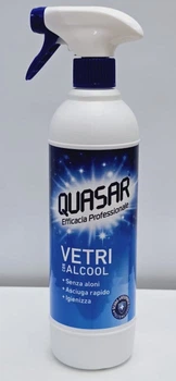 Очисник-спрей зі спиртом для скла і дзеркал Quasar Vetri con alcool 580ml