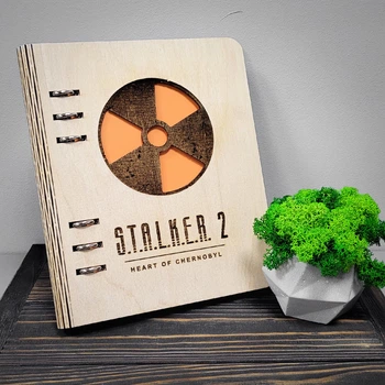 Блокнот з дерева з гравіюванням S.T.A.L.K.E.R. 2LazerTAC на 80 сторінок А5 200х230 мм з еко-ручкою (73901)