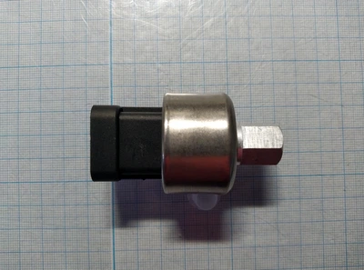 Датчик тиску кондиціонера THERMOTEC KTT130002 OPEL VECTRA B 1.6-2.6