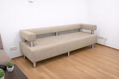 Диван офісний BNB IRIS 160 см бежевий багіра 05