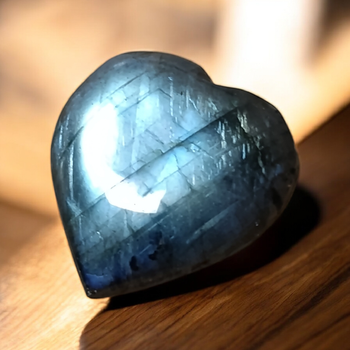 Серце з лабрадориту M 08399