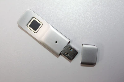 USB Флэшка с защитой отпечатков пальцев 10 GB Security fingerprint
