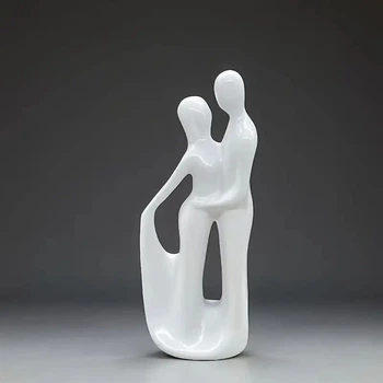 Фигурка Объятия в танце, 11,5х7х28,5 см, белая (3006385)