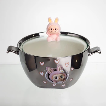 Бульонница фарфоровая Labubu с крышкой и ручками 800 (мл) Ø15 (см) детская тарелка для супа и лапши Серебристый с розовым FM-34C