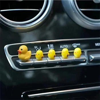 Декоративные фигурки Утята для салона авто AD016