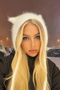 В'язана шапка котошапка із вушками та помпонами на зав'язках молочна one size (Sa195098)