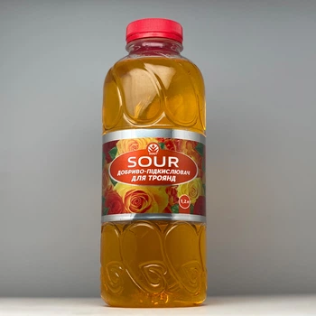 Добриво Rost Sour для троянд 1,2 л Кіссон