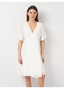 Платье boohoo 38 Белый GZZ49829_бел