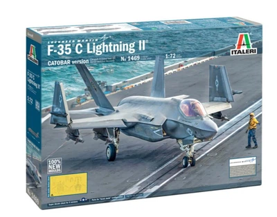 Збірна модель 1:72 літак F-35C Lightning II ''CATOBAR version'' Italeri 1469