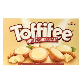 Конфеты Toffifee из белого шоколада с карамелью и целым фундуком 125 г