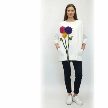 Жіночий світшот вільного крою гортензія з кишенями Modna KAZKA MKNK65765 - 50/52, Молочний