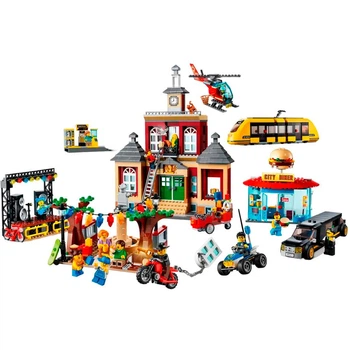 Конструктор LEGO City Городская площадь (60271) [81196]