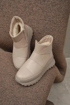 Женские зимние угги PARADIZE SHOES из темно-бежевой кожи с молнией на высокой подошве 37 размер (стелька 24 см)
