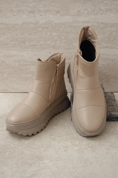 Женские демисезонные угги PARADIZE SHOES из темно-бежевой кожи с молнией на высокой подошве 39 размер (стелька 25,5 см)