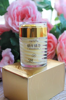 Крем для гладкой и нежной кожи с муцином улитки и маслом авокадо One Spring Snail Cream 60 г