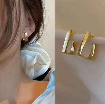 Серьги женские пусеты/гвоздики квадратные золотистые