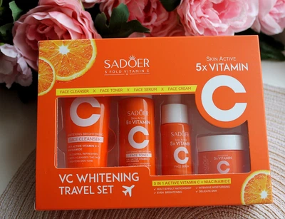 Набор косметики Sadoer Vitamin C Skin Active 5 x Vitamin С 4 в 1 дорожный