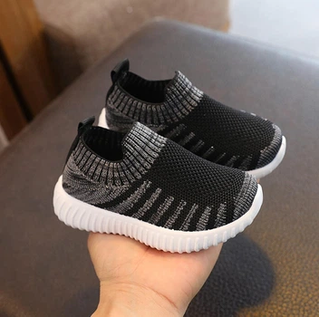 Детские та подростковые легкие кроссовки-носки SoftStep, черный 31
