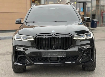 Ноздри M-Look для BMW X7 G07 2019-2022, черный глянец