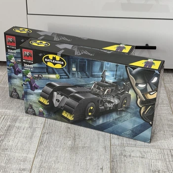 Конструктор (354 PCS) "Бэтмобиль: Погоня за Джокером" / Batmobile (DC Comics) Бэтмен и Джокер