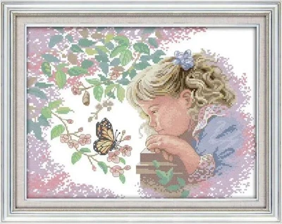 Набор для вышивания по нанесённой на канву схеме "The little girl with butterfly".AIDA 14CT printed , 38*30 с