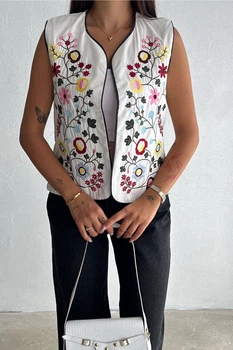 Жилетка з вишивкою 2XL білий (5821)