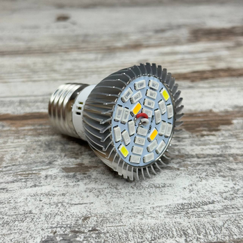 Фітолампа для рослин E27 28LED 8Вт, повний спектр світла, світлодіодна лампа з радіатором охолодження