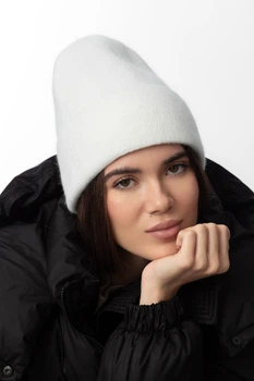 Шапка FAMO SHP-202301 Молочний One size (SHP-202301)