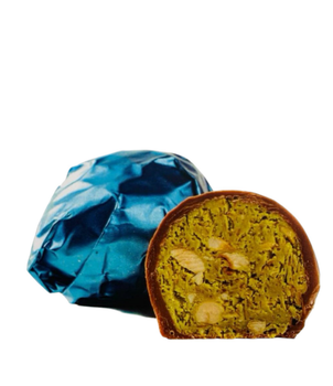 Дубайські цукерки Lux Choco №3124 з цілими та подрібненими лісовими горіхами, фісташками та тістом катаїфі у молочному шоколаді ≈ 40 г (60626)