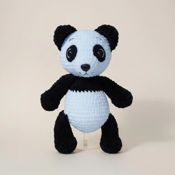 М'яка плюшева іграшка handmade Панда 30 см чорно-біла в'язана гачком амігурумі