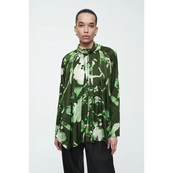 Блуза жіноча COS pleated batwing blouse 1196098003 34 Зелений