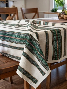 Етнічна вишита лляна скатертина Handmade в українському стилі Зелена 145х250см.