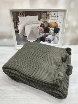 Вязаный плед с помпонами 220 на 240 см Zeyd Home хаки