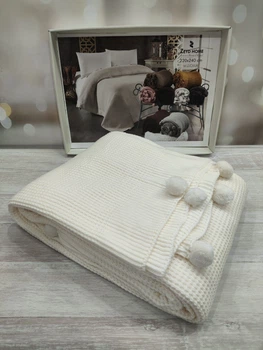 Вязаный плед с помпонами 220 на 240 см Zeyd Home белый