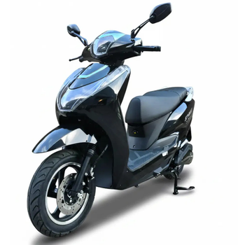 Електроскутер SPACE DEFENDER 90/90-12 безкамерна 72B 2500Вт 32А*г диск/барабан свинцево-кислотний чорний 2026