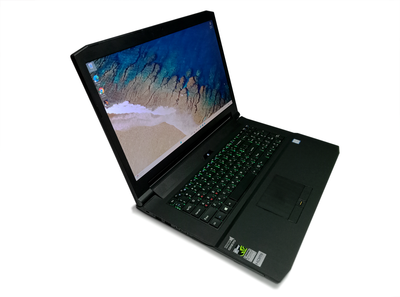 Ігровий ноутбук PC Laptops 17RD1 17.3'' FullHD, i7 6700HQ, 16GB DDR4, 256 SSD Refurbished